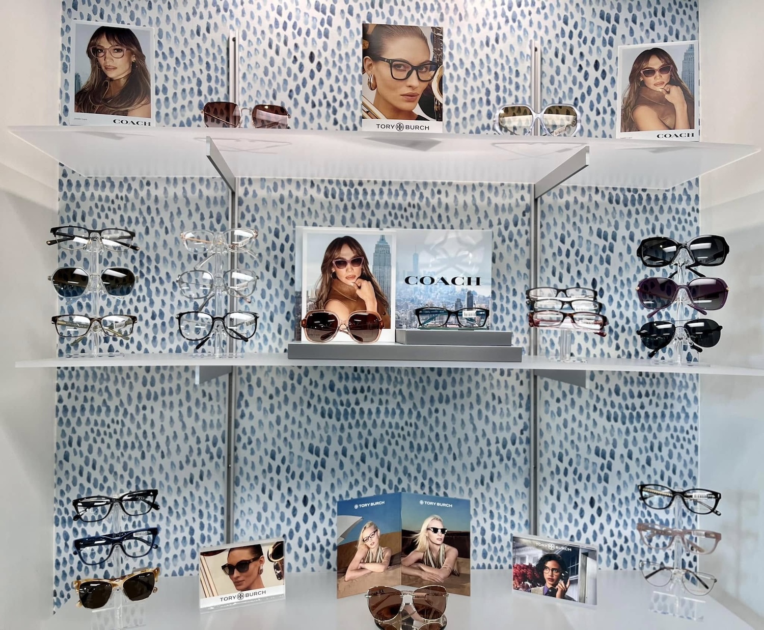 Photo of optical selection